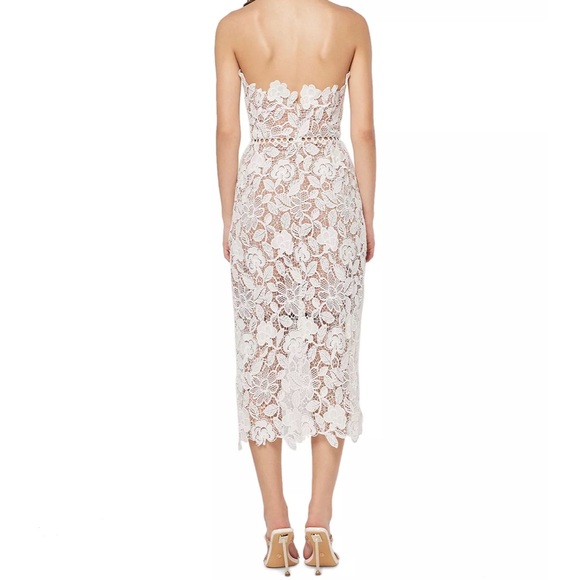 ELLIATT Optics Floral Lace Peplum Dress size Medium (Orig $280) - Picture 3 of 3